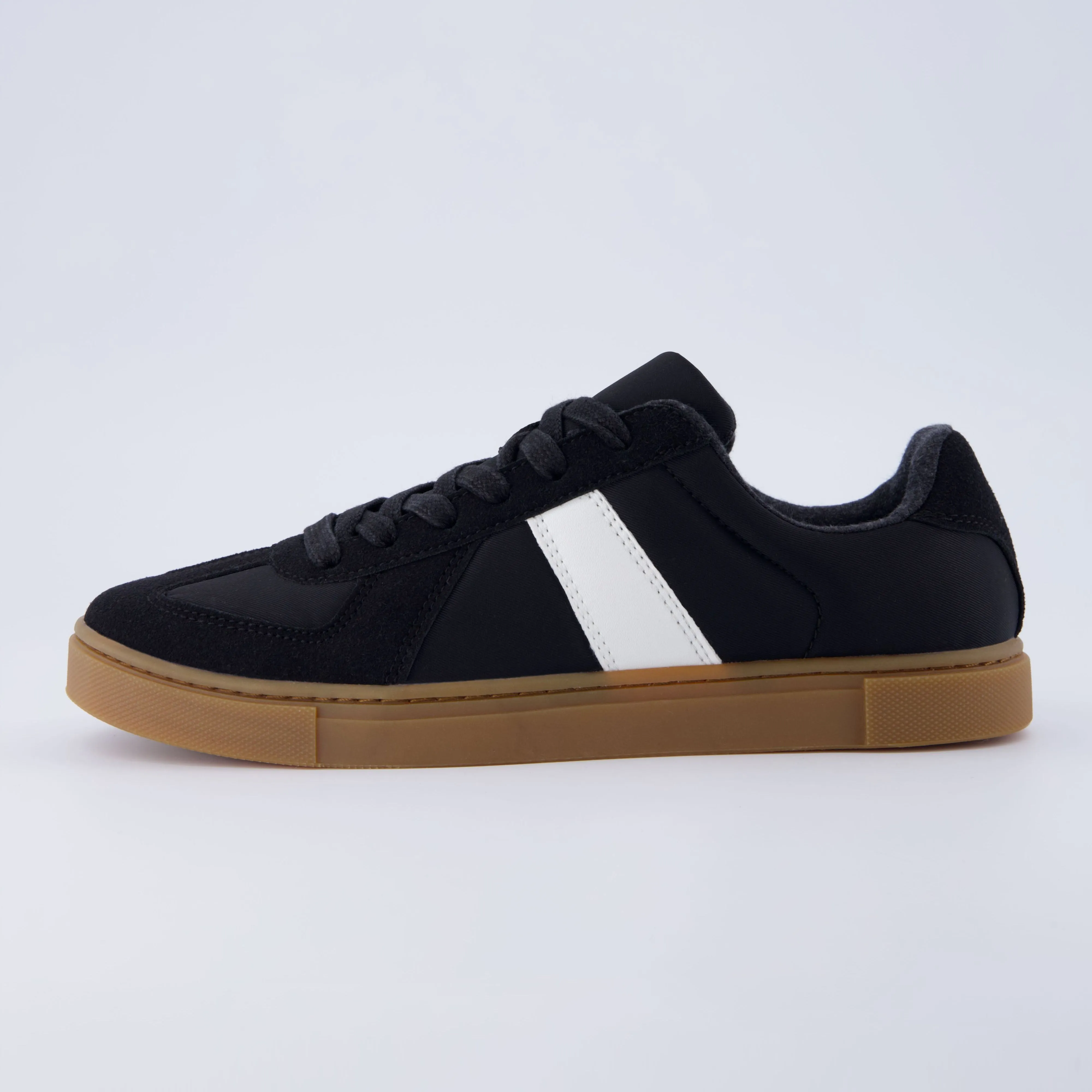 Bailey Lace Up Sneaker