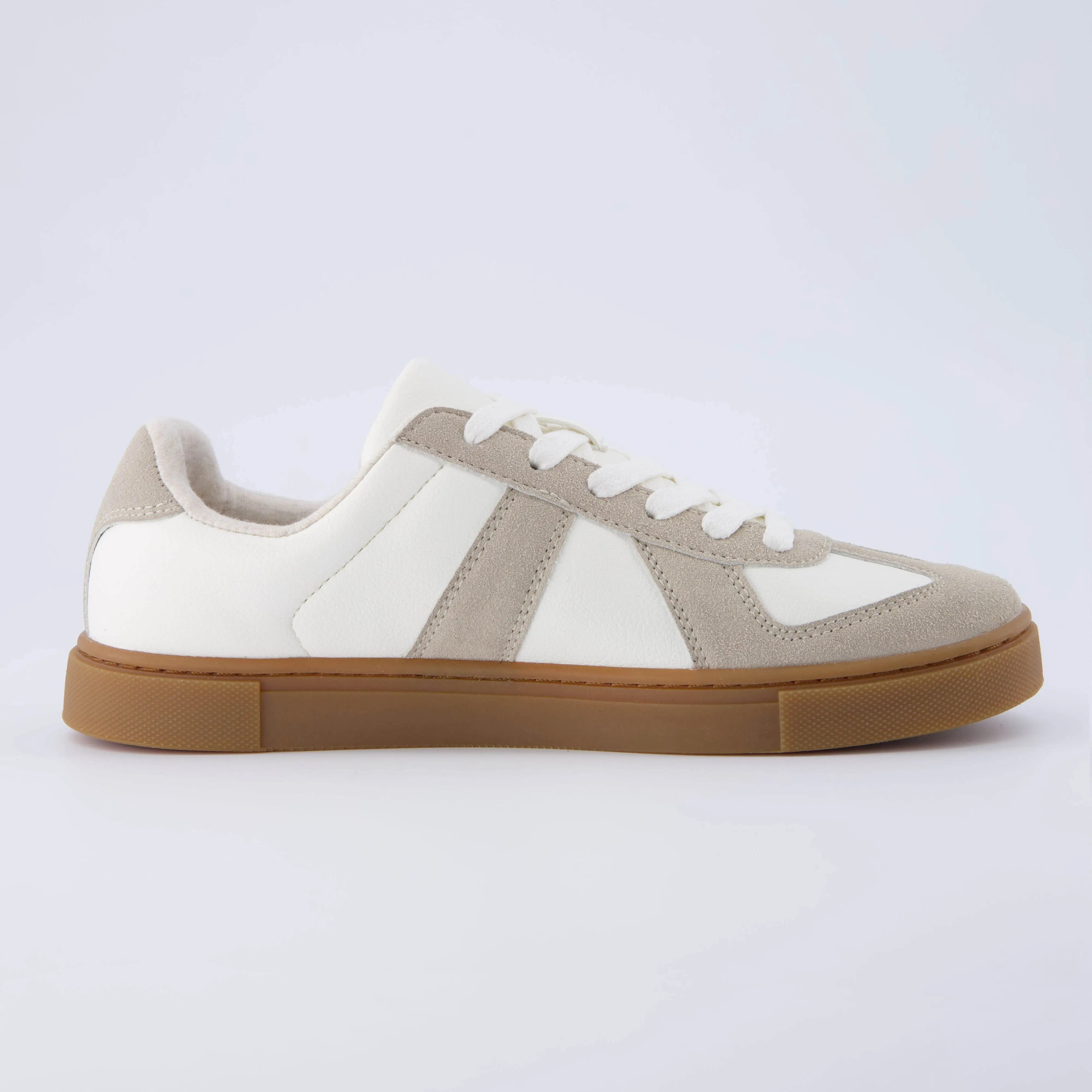 Bailey Lace Up Sneaker