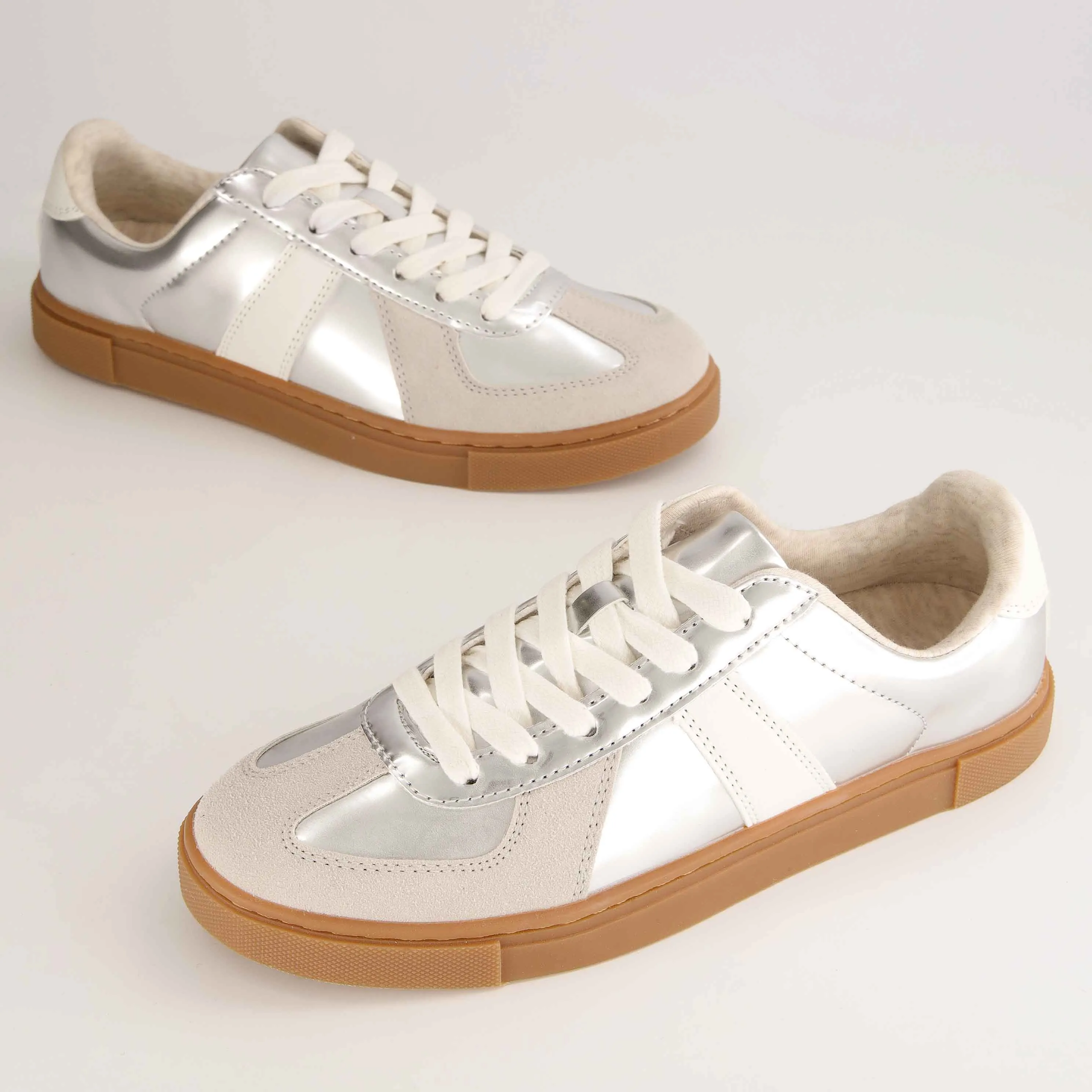 Bailey Lace Up Sneaker