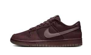 Dunk Low Premium Burgundy Crush